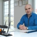 Op. Dr.
Diren Çelik kimdir? – Muayenehane Randevu