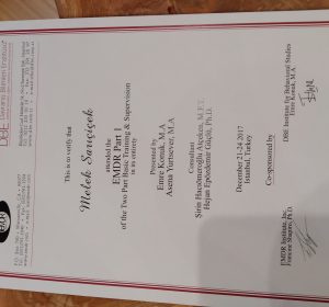 Uzm. Psk. Melek Sarıçiçek