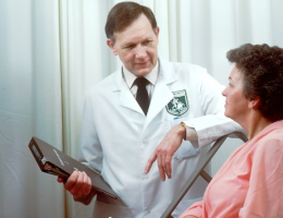 Dahiliye doktoru maaşı ne kadar?